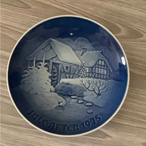1975 Bing and Grondahl B & G Christmas Plate Christmas at the Water Mill